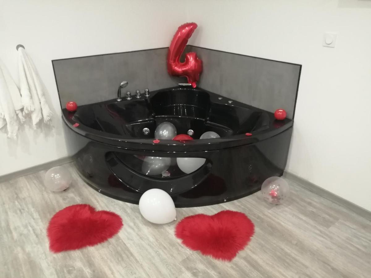Le Rêve de Lily Acomodação com café da manhã Les Vignères Exterior foto