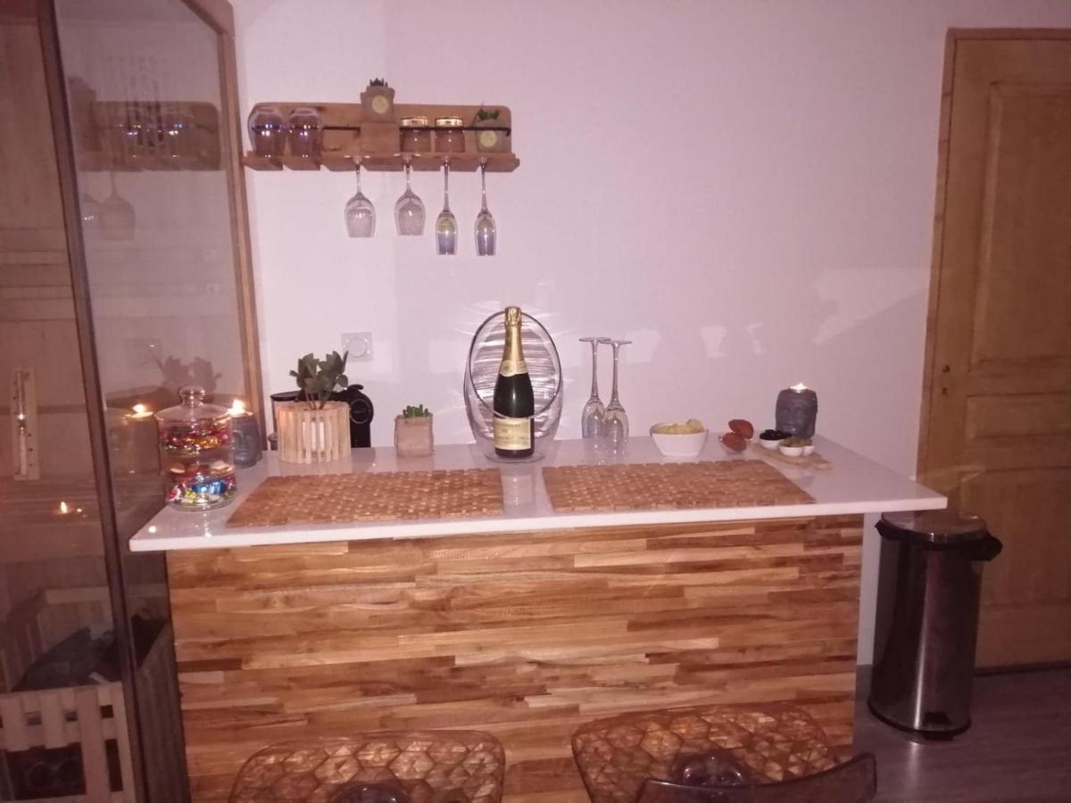 Le Rêve de Lily Acomodação com café da manhã Les Vignères Exterior foto